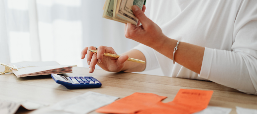 Como aplicar o método 50-30-20 para transformar sua vida financeira